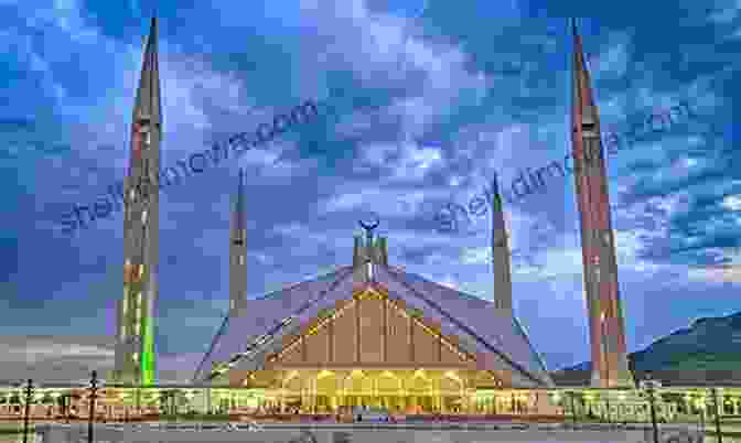 Faisal Mosque, Faisalabad, Pakistan 10 Places To Visit In Faisalabad Pakistan